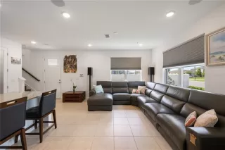 Photo #6: O6398286 Listing