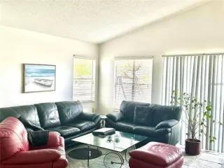 Photo #3: O6398294 Listing 