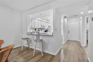 Photo #6: O6398305 Listing 