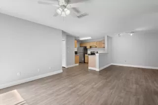 Photo #4: O6398356 Listing 