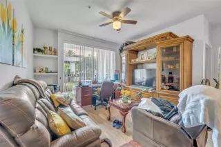 Photo #5: O6398369 Listing 