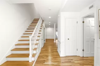 Photo #5: O6398395 Listing