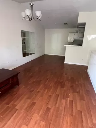 Photo #1: O6398428 Listing 