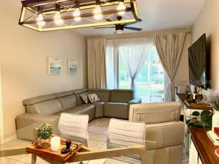 Photo #1: O6398451 Listing