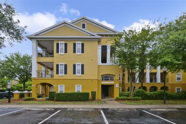 MLS: O6398539 Condo For Sale