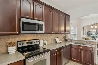 Photo #6: O6398555 Listing 