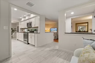 Photo #5: O6398671 Listing 