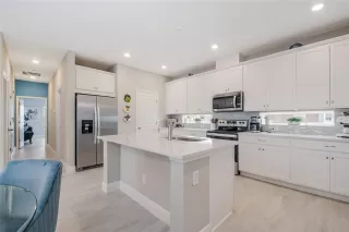 Photo #3: O6398768 Listing