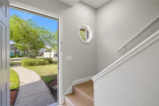 Photo #1: O6398840 Listing