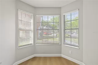 Photo #5: O6398840 Listing