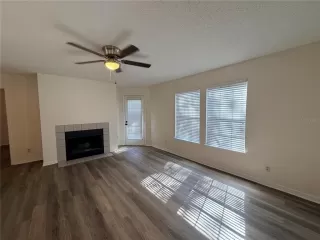 Photo #3: O6398844 Listing