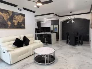 Photo #1: O6398857 Listing 