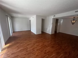 Photo #2: O6398859 Listing 