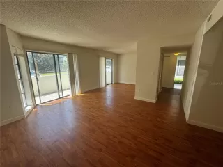 Photo #4: O6398859 Listing 