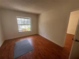 Photo #5: O6398859 Listing 