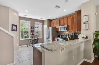 Photo #6: O6399056 Listing 