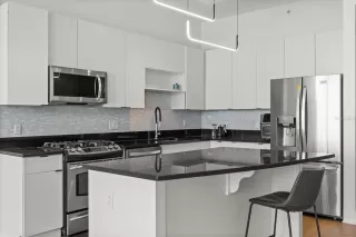 Photo #6: O6399080 Listing 