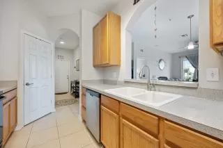 Photo #3: O6399107 Listing 