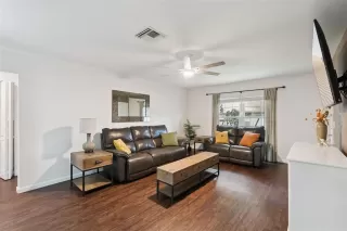 Photo #4: O6399258 Listing