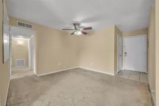 Photo #4: O6399346 Listing 