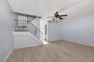 Photo #2: O6399391 Listing