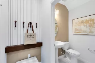 Photo #5: O6399392 Listing