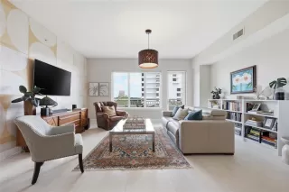 Photo #5: O6399503 Listing 