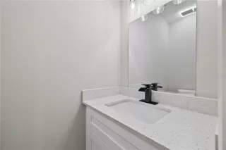 Photo #5: O6399514 Listing