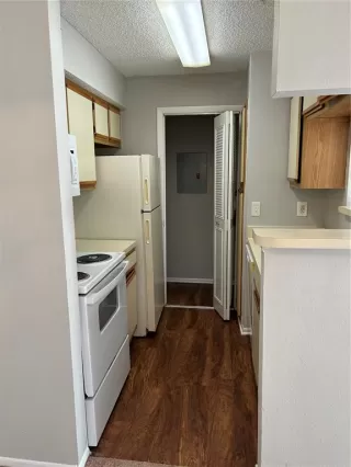 Photo #4: O6399586 Listing