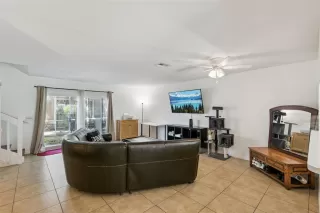 Photo #4: O6399660 Listing 