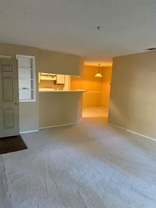 Photo #3: O6399829 Listing 