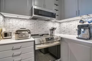 Photo #3: O6399910 Listing 