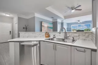 Photo #4: O6399910 Listing 