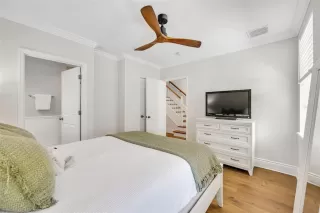 Photo #4: O6399919 Listing 