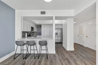 Photo #4: O6400125 Listing 