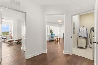 Photo #5: O6400250 Listing 