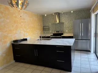 Photo #5: O6400314 Listing 