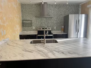 Photo #6: O6400314 Listing 