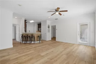 Photo #6: O6400389 Listing 