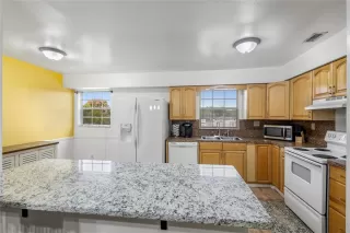 Photo #2: O6400425 Listing 