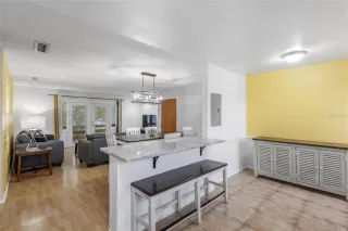 Photo #6: O6400425 Listing 