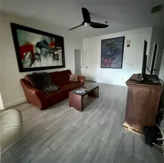 Photo #1: O6400485 Listing 