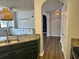 Photo #6: O6400677 Listing 