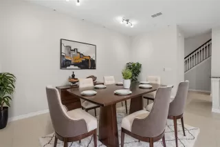 Photo #5: O6400679 Listing 