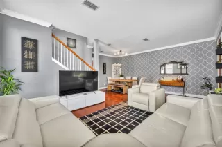 Photo #6: O6400698 Listing 