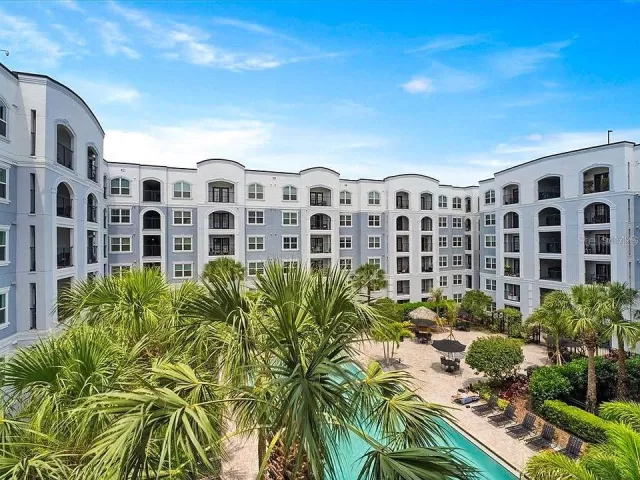 MLS: O6400716 Condo For Sale