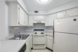 Photo #6: O6400731 Listing 