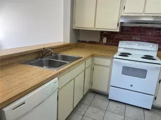 Photo #6: O6400737 Listing 