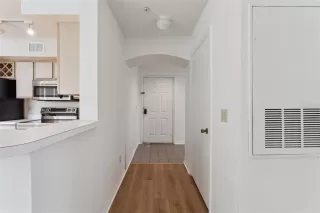 Photo #4: O6400761 Listing 