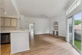 Photo #6: O6400761 Listing 